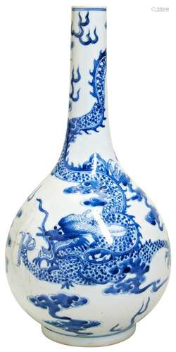 A \'BLUE DE HUE\' \'DRAGON\' BOTTLE VASE CHINESE FOR THE VIE...