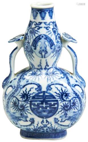 A BLUE AND WHITE DOUBLE-GOURD \'DRAGON\' VASE  QIANLONG SEAL...