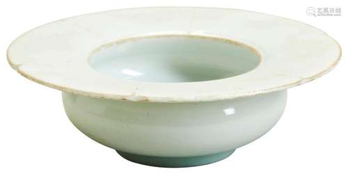 A FINE \'LONGQUAN\' CELADON-GLAZED BRUSH WASHER POSSIBLY SON...