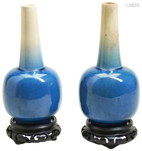 PAIR OF TURQUOISE-GLAZED BOTTLE VASES LATE QING DYNASTY the ...