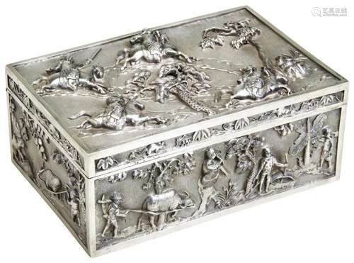 A CHINESE EXPORT SILVER CIGAR BOX LATE QING DYNASTY finely c...