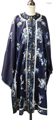 AN EMBROIDERED BLUE SILK INFORMAL ROBE LATE QING DYNASTY wor...