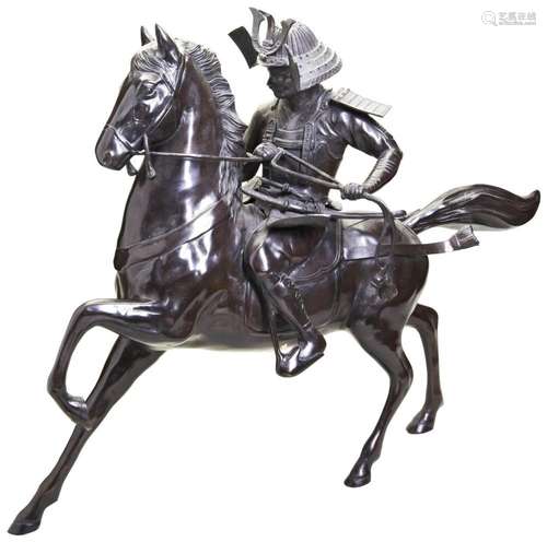 A LARGE JAPANESE BRONZE FIGURE OF SAMURAI ON HORSEBACK TAISH...