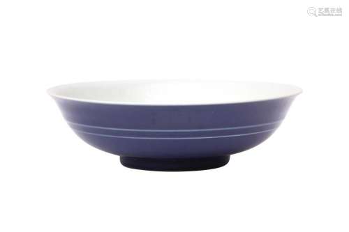 A CHINESE BLUE-GLAZED BOWL 藍釉盌