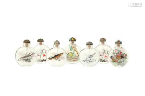 A GROUP OF SEVEN CHINESE INSIDE-PAINTED SNUFF BOTTLES 二十世...