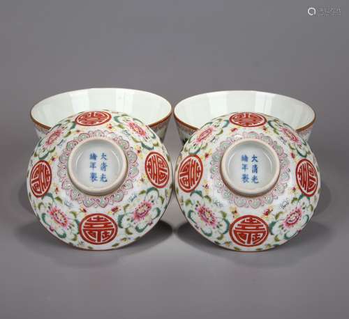 PAIR OF CHINESE PORCELAIN FAMILLE ROSE FLOWER LIDDED TEA CUP...