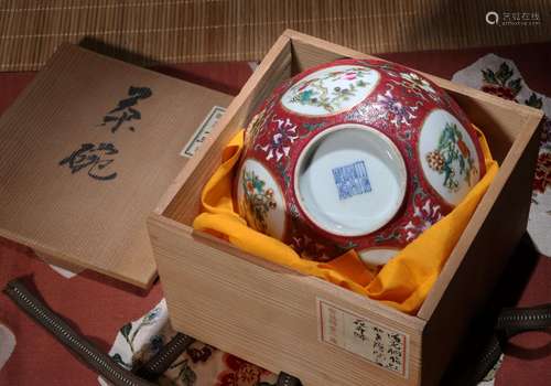 CHINESE PORCELAIN RED GROUND FAMILLE ROSE FLOWER BOWL