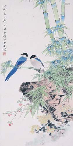 CHINESE SCROLL PAINTING OF BIRD AND BAMBOO SIGNED BY TIAN SH...