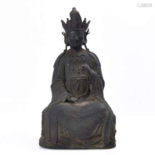 A BRONZE FIGURE OF GUANYIN