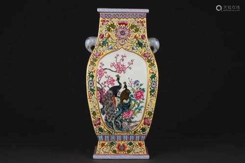 A YELLOW-GROUND FAMILLE-ROSE VASE.MARK OF QIANLONG