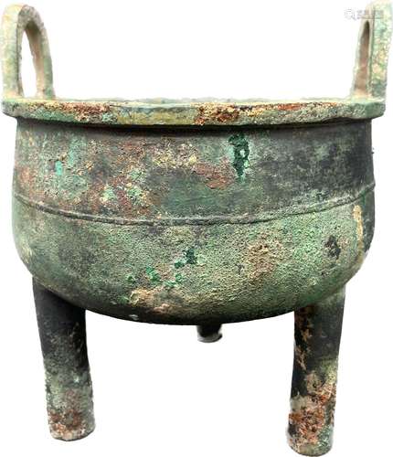 A BRONZE FOOD VESSEL .DING