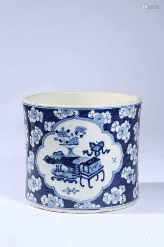 A BLUE AND WHITE BRUSHPOT.MARK OF KANGXI