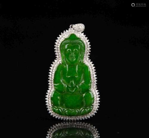 A WHITE GOLD AND JADEITE GUANYIN PENDANT