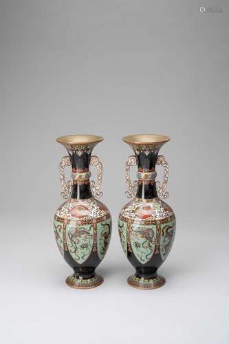 A PAIR OF JAPANESE CLOISONNE VASES MEIJI ERA, 19TH/20TH CENT...