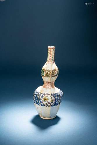 A RARE JAPANESE KO-KUTANI VASE EDO PERIOD, 17TH CENTURY The ...