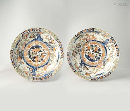 A PAIR OF VERY LARGE AND IMPRESSIVE JAPANESE IMARI DISHES ED...