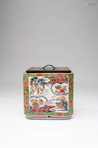 † †A LARGE AND UNUSUAL JAPANESE IMARI MOULDED BOX AND COVER ...