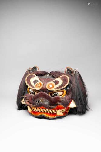 A LARGE JAPANESE LION MASK FOR THE SHISHIMAI DANCE MEIJI OR ...