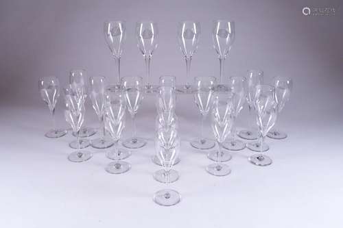 Baccarat.\nService de verres du modèle Saint Rémy. I