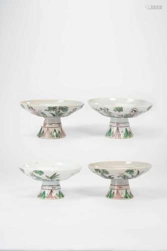 A SET OF FOUR CHINESE POLYCHROME STEM BOWLSREPUBLIC PERIODEa...