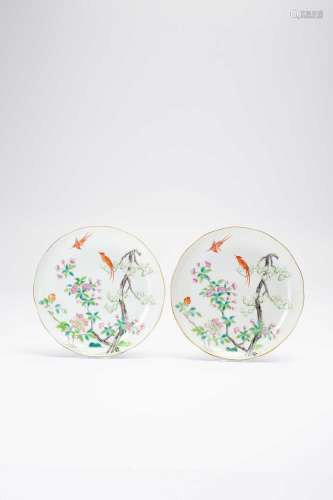 A PAIR OF CHINESE FAMILLE ROSE DISHESLATE QING DYNASTYEach p...