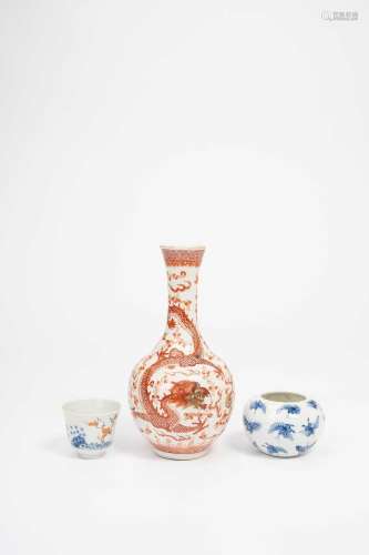 A CHINESE WUCAI \'MONTH\' CUP, A \'DRAGON\' VASE AND A WATER...