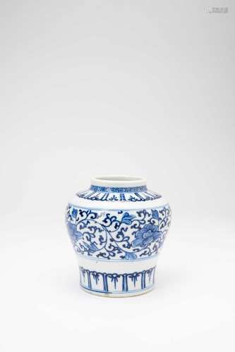 A CHINESE BLUE AND WHITE \'TIAN\' JARKANGXI 1662-1722The squ...