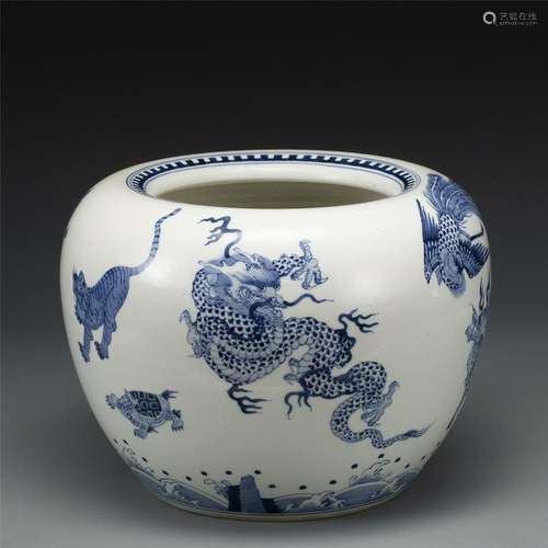 QING KANGXI BLUE & WHITE WASH POT