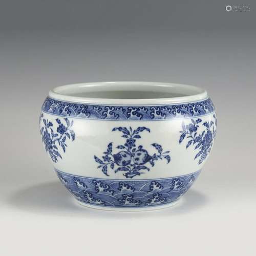 QING YONGZHENG BLUE & WHITE BRUSH WASHER