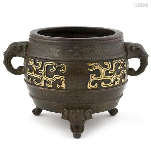 ARCHAIC DRAGON GILT BRONZE GUI TRIPOD CENSER