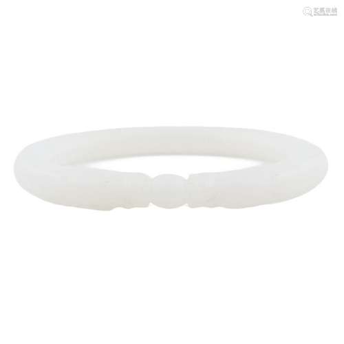 CHINESE WHITE JADE BANGLE