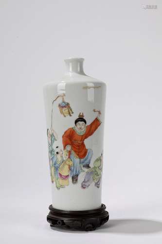 A Famille Rose bottle vase. China, Republic Period (1912-194...