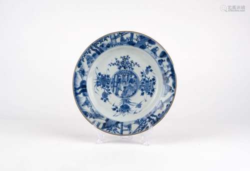 A blue and white porcelain plate. China, 18th c.