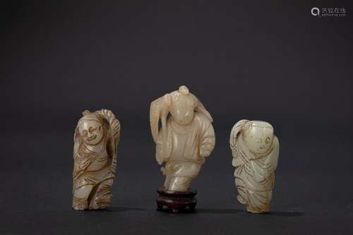 Three jade figures carving. China, 19th c.