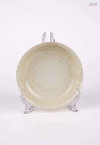 A white porcelain plate. China, 19th c.