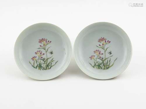 PR. FAMILLE ROSE LILY BLOOMS PLATES