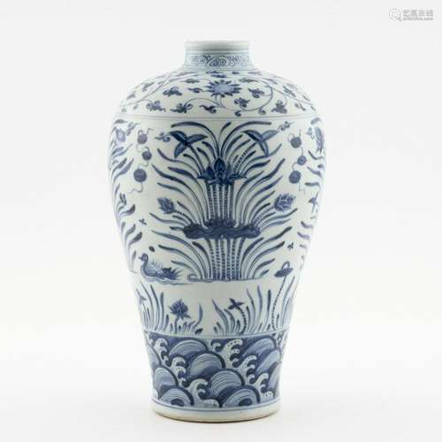 MING LOTUS POND MOTIF MEIPING JAR