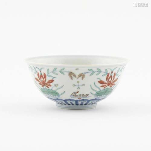 YONGZHENG DOUCAI BOWL