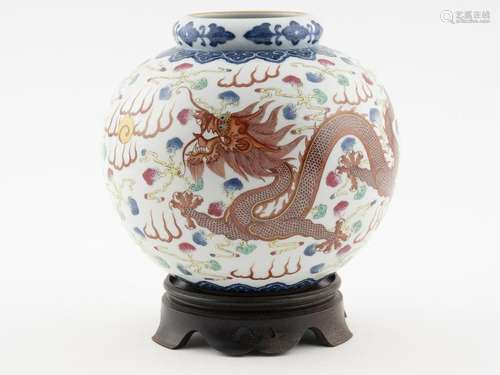 QING RED DRAGON WUCAI ZUN VASE