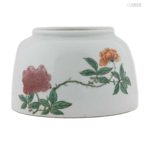 QING FAMILLE ROSE BRUSH WASHER