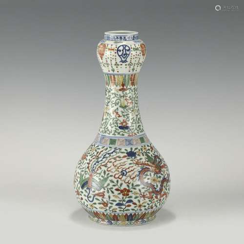 MING WANLI WUCAI GARLIC BOTTLE VASE