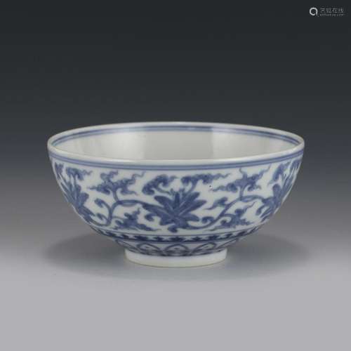 BLUE & WHITE FLOWER BOWL