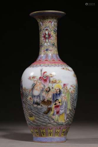 Enamel-coloured Eighteen Arhats Appreciation Vase