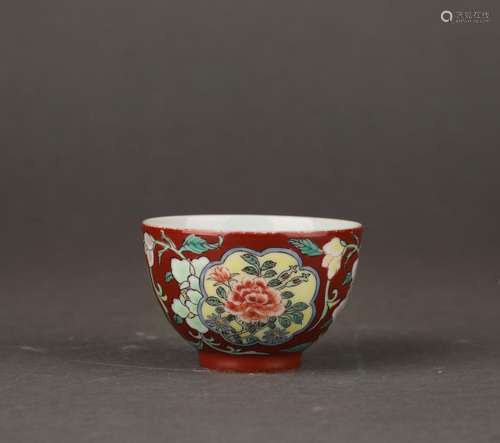 Chinese Coral Red Glazed Flower Pattern Porcelain Cup, Yongz...