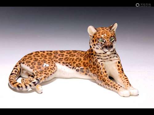 Porcelain figure, Nymphenburg around 1910, leopard