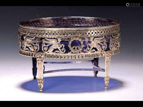 Footed bowl silver, around 1900, classicist decor, walls
