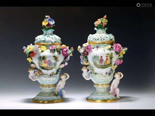 Pair of potpourri vases with cupids, Meissen, around 1890