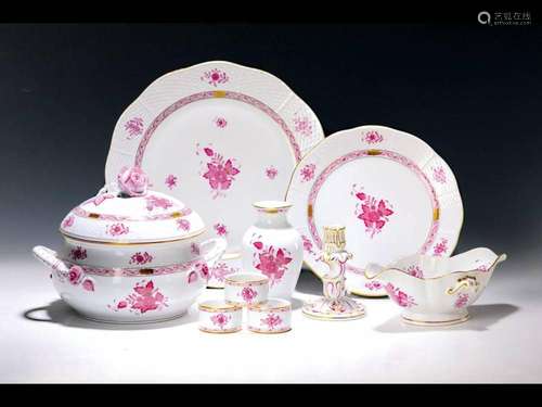 Extensive dining service, Herend, Apponyi purple, 20th