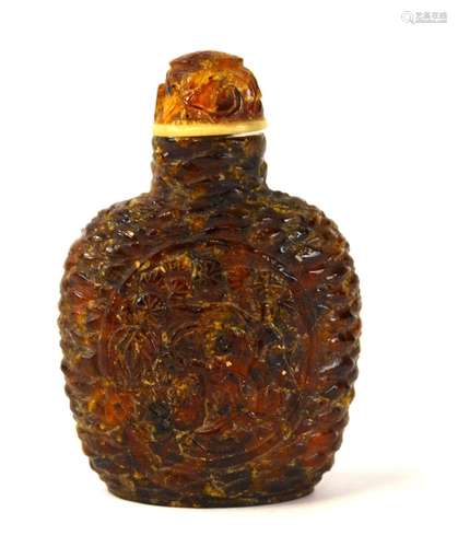 Chinese Carved Amber Snuff Bottle