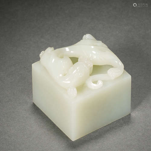 Hetian Jade Beast Button without Printing